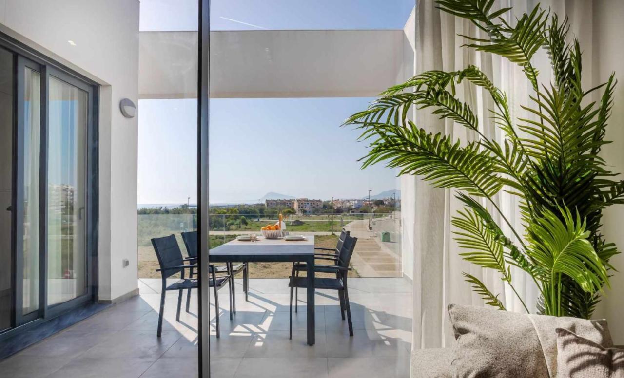 Oliva Suites Luaran gambar